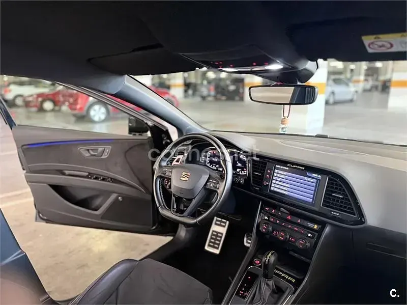 Usado Seat Leon ST CUPRA 290 CV (213 kW) 2020 Negro Familiar
