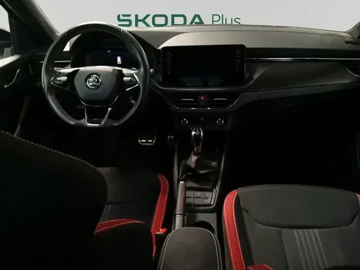 Usado Skoda Kamiq Monte Carlo 150 CV (110 kW) 2021 Gris/plata SUV