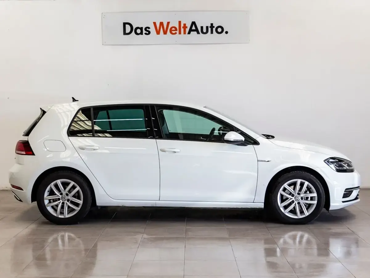 Brugt VW Golf VII Advance 130 HK (95 kW) 2019 Hvid Sedan