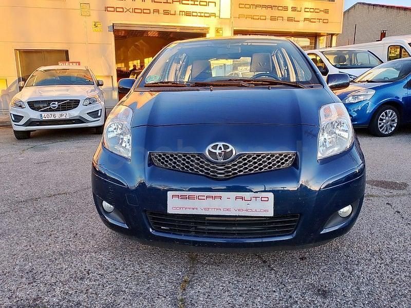 Usado Toyota Yaris 87 CV (63 kW) 2009 Azul Utilitario