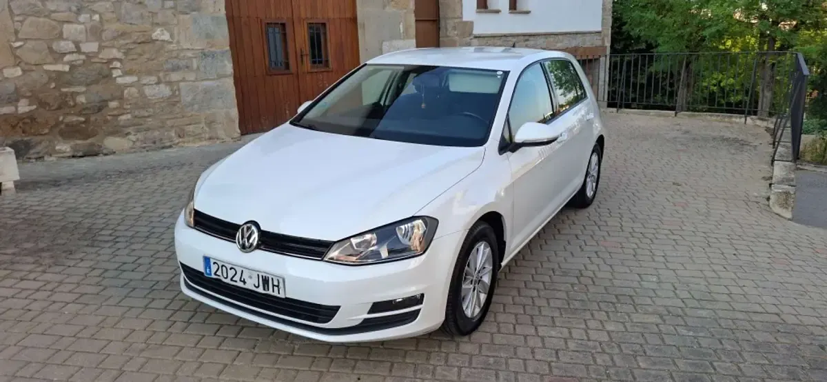Usado VW Golf VII Edition 116 CV (85 kW) 2017 Blanco Utilitario