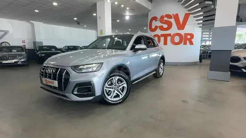 Usado Audi Q5 Advanced Plus 299 CV (219 kW) 2022 Gris / plata SUV