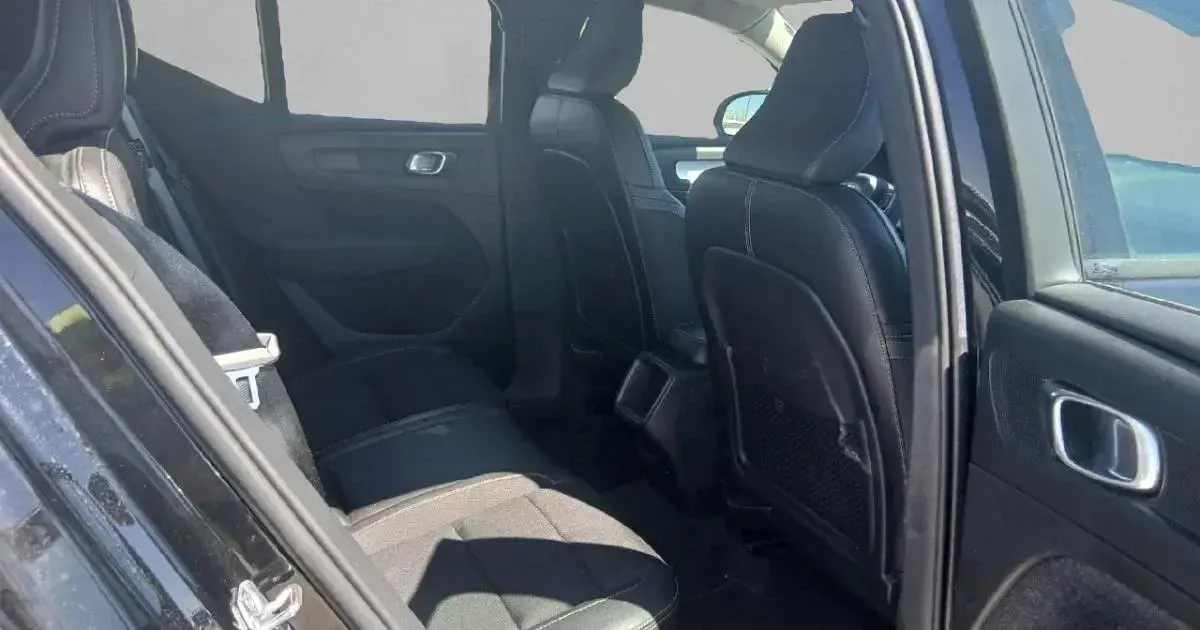Usado Volvo XC40 Business Edition 163 CV (119 kW) 2020 SUV