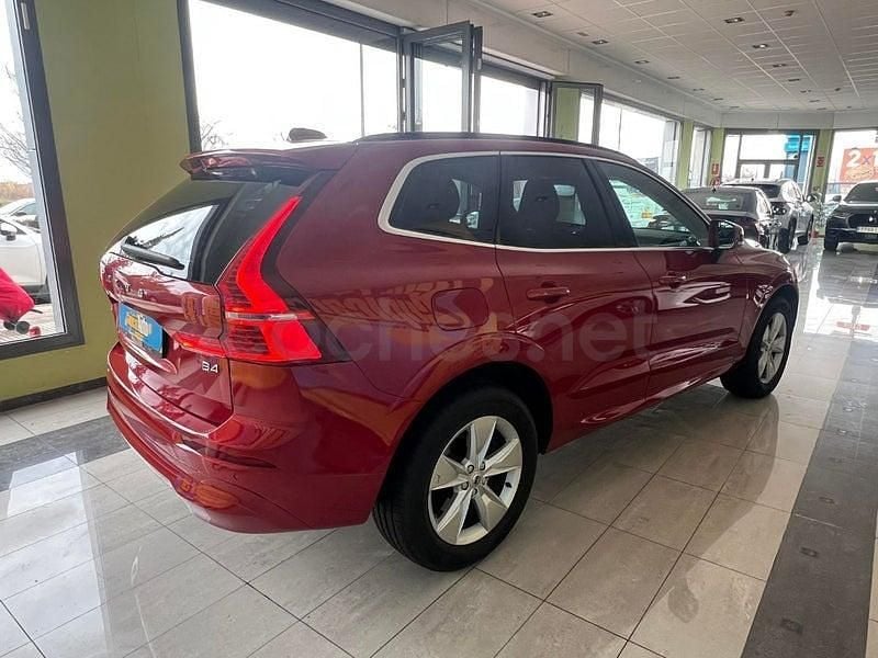 Usado Volvo XC60 Core 197 CV (144 kW) 2023 Granate SUV