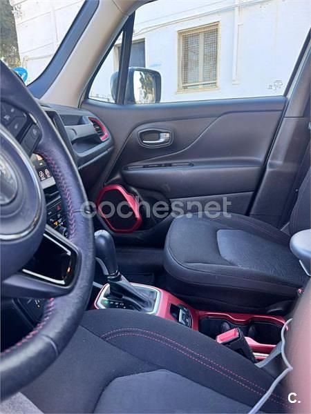 Usado Jeep Renegade Trailhawk 240 CV (176 kW) 2022 Blanco SUV