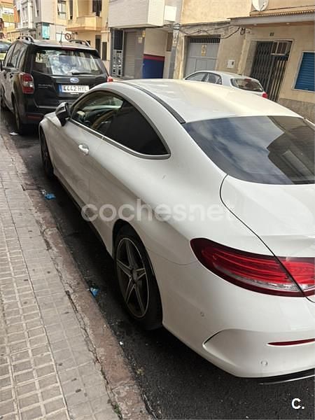 Usado Mercedes C220 170 CV (125 kW) 2015 Blanco Coupe