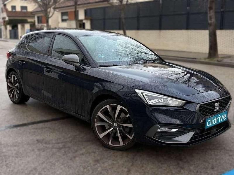 Usado Seat Leon FR 150 CV (110 kW) 2022 Azul Berlina