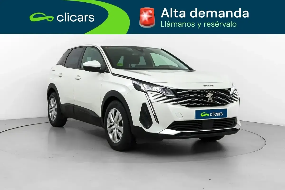 Usado Peugeot 3008 Active 130 CV (95 kW) 2021 Blanco SUV