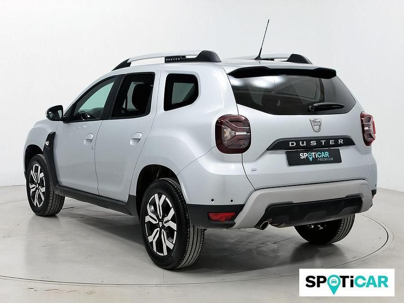 Usado Dacia Duster Prestige 116 CV (85 kW) 2021 Gris SUV