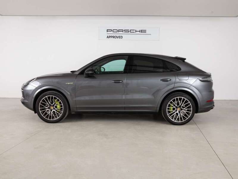 Usado Porsche Cayenne 462 CV (339 kW) 2021 Gris SUV