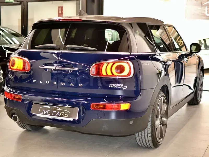 Usado Mini Cooper D Clubman 150 CV (110 kW) 2019 Azul Familiar
