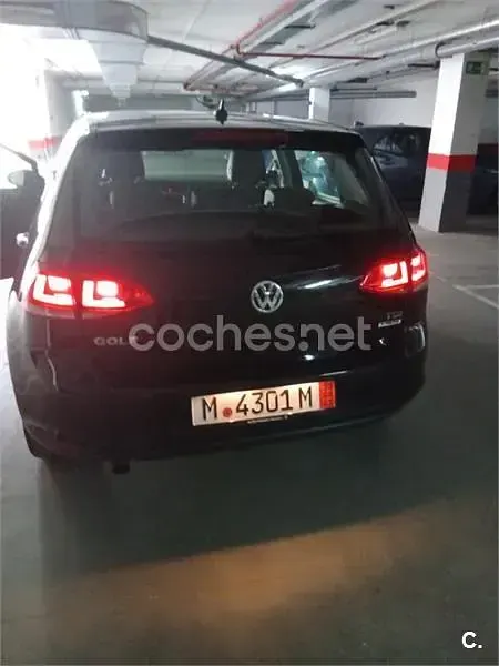 Usado VW Golf VII Advance 110 CV (80 kW) 2017 Negro Berlina