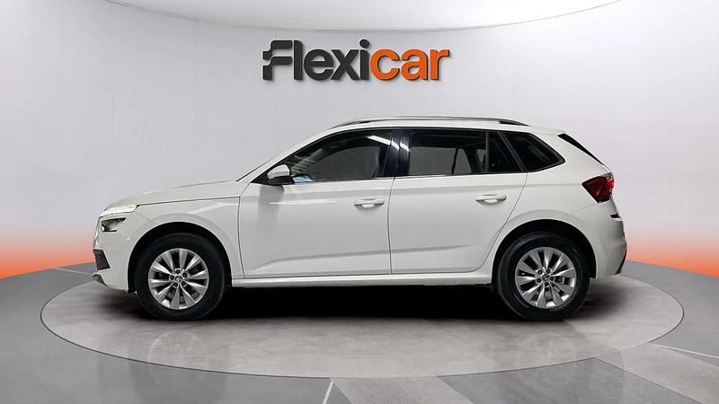 Usado Skoda Kamiq Ambition 110 CV (80 kW) 2021 Blanco SUV