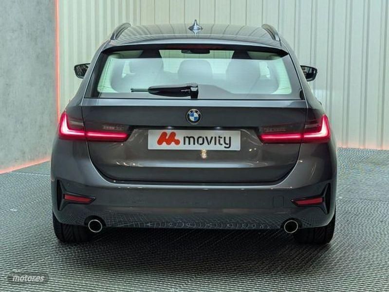 Usado BMW 318 Comfort Edition 150 CV (110 kW) 2020 Gris / plata Familiar