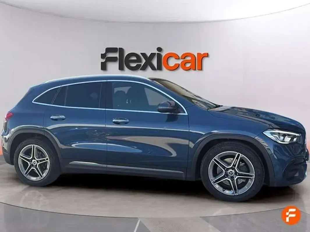 Usado Mercedes GLA200 150 CV (110 kW) 2022 Azul SUV