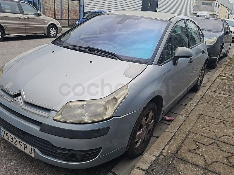 Usado Citroën C4 110 CV (80 kW) 2007 Azul Berlina