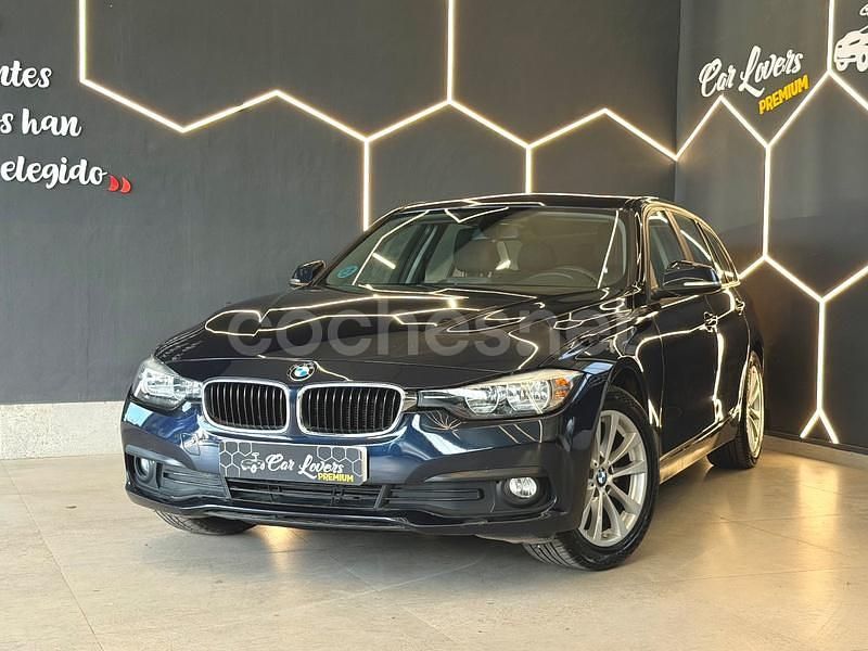 Usado BMW 320 190 CV (139 kW) 2017 Negro Familiar