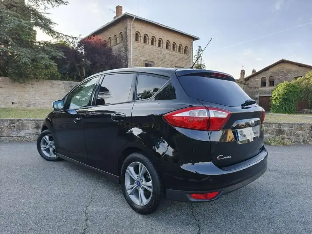 Usado Ford C-MAX S 125 CV (91 kW) 2014 Negro Monovolumen
