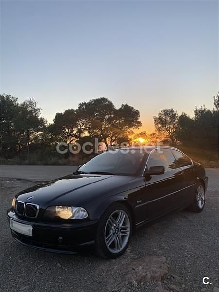 Negro Usado 2001 BMW 320 Sport Line Coupe | 7500 € (Precio justo) - Imagen 1/4