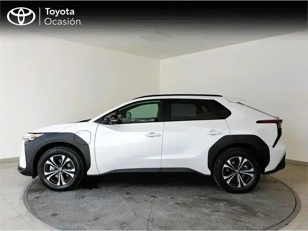 Usado Toyota bZ4X Plus 160 kW (218 CV) 2024 Blanco SUV