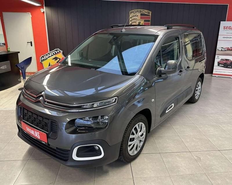 Usado Citroën Berlingo Feel 110 CV (80 kW) 2021 Gris Monovolumen