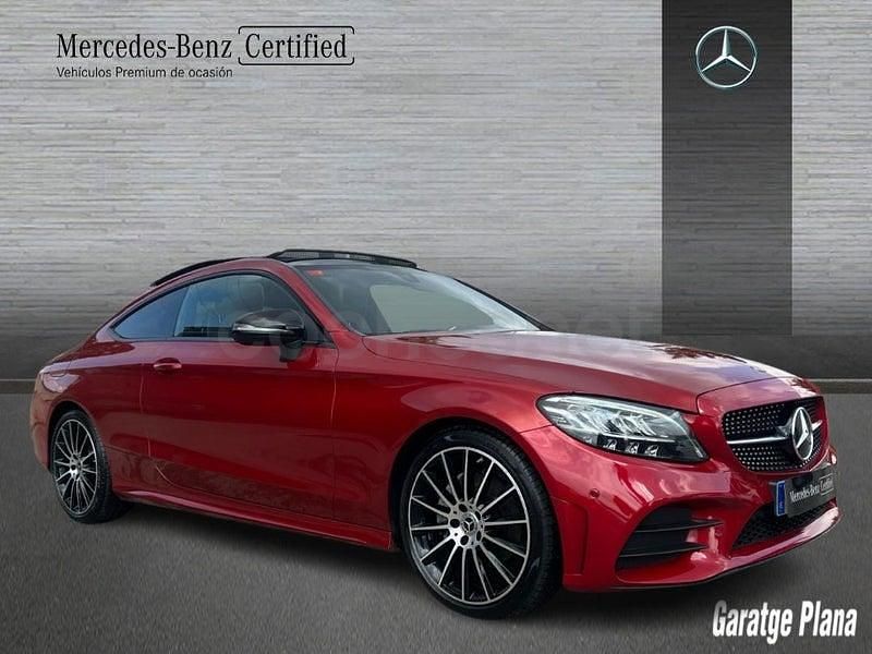Usado Mercedes C220 194 CV (142 kW) 2021 Rojo Coupe