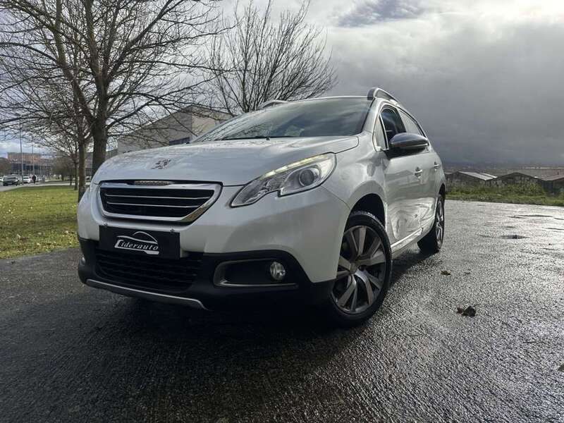 Blanco Usado 2016 Peugeot 2008 Allure SUV | 9499 € (Precio justo) - Imagen 1/4