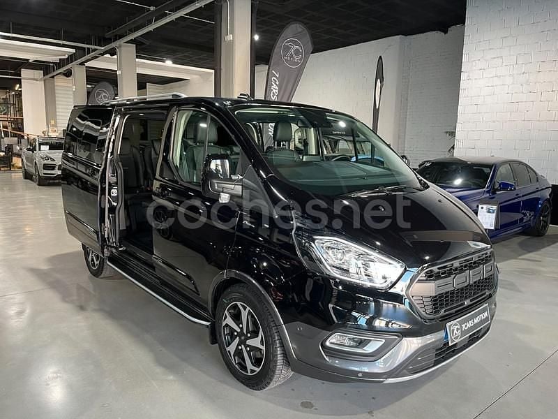 Negro Usado 2023 Ford Tourneo Custom Active Monovolumen | 45.490 € (Un poco caro) - Imagen 1/4