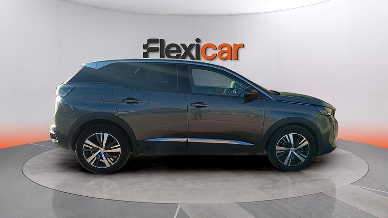 Usado Peugeot 3008 Allure 131 CV (96 kW) 2022 Gris SUV