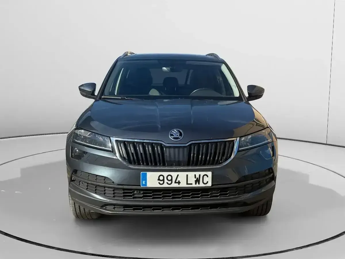 Usado Skoda Karoq Style 150 CV (110 kW) 2022 Gris SUV