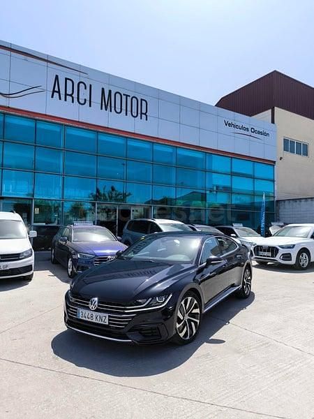 Usado VW Arteon R-line 150 CV (110 kW) 2018 Negro Utilitario