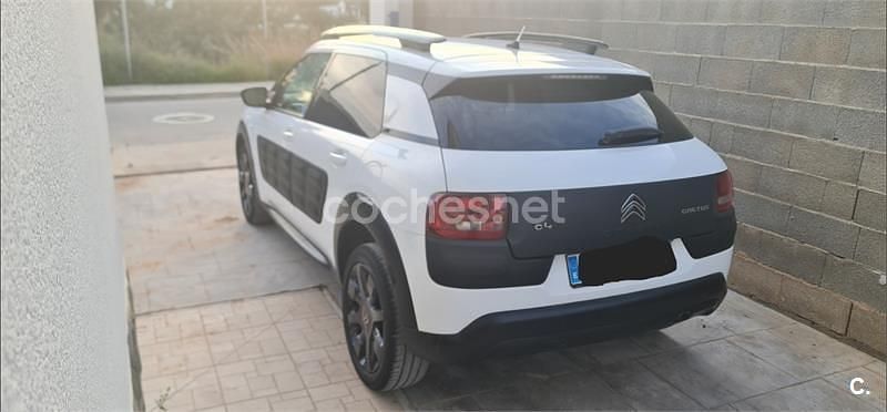 Usado Citroën C4 Shine 100 CV (73 kW) 2016 Blanco Berlina