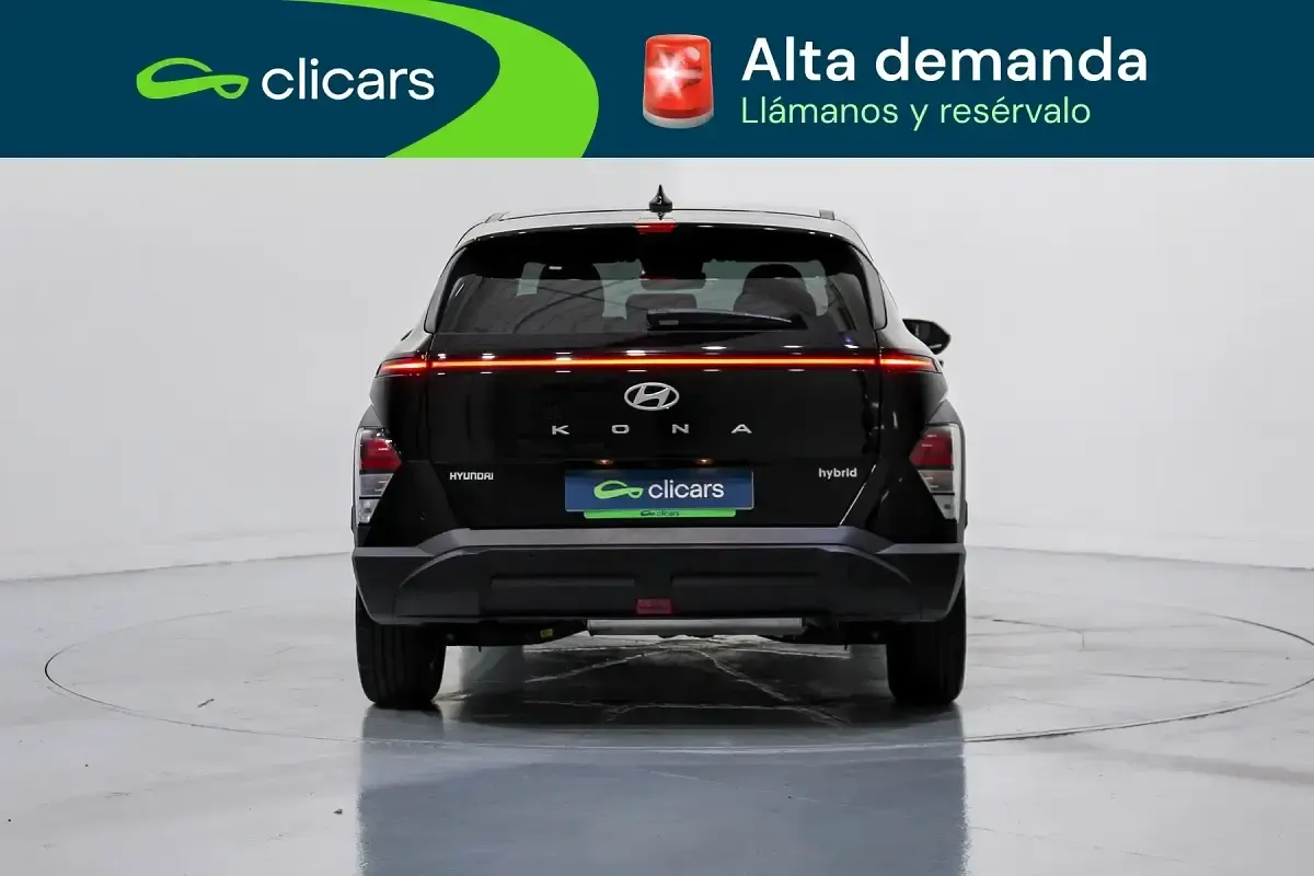 Usado Hyundai Kona 93 CV (68 kW) 2025 Blanco SUV