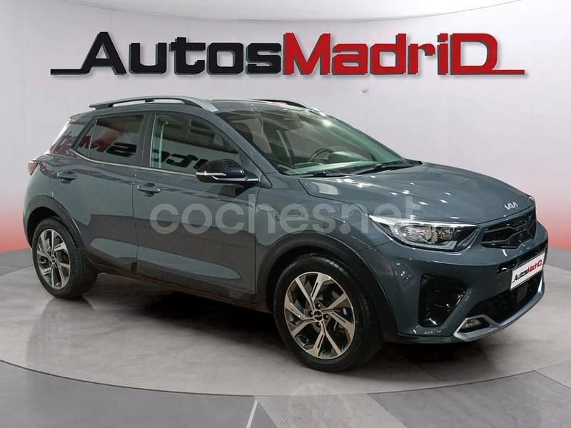Gris / plata Usado 2021 Kia Stonic GT-Line SUV | 16.990 € (Precio justo) - Imagen 1/4