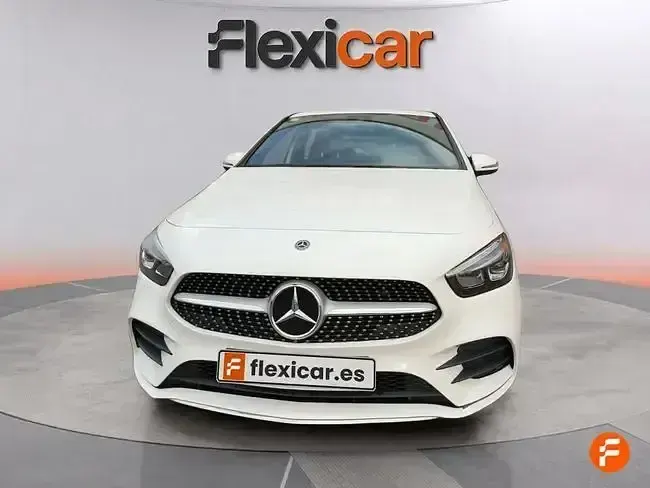 Usado Mercedes B200 150 CV (110 kW) 2020 Blanco Monovolumen