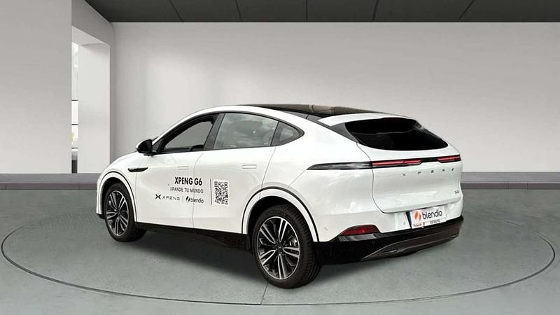 Blanco Usado 2024 XPENG G6 RWD Standard Range SUV | 35.010 € - Imagen 1/4
