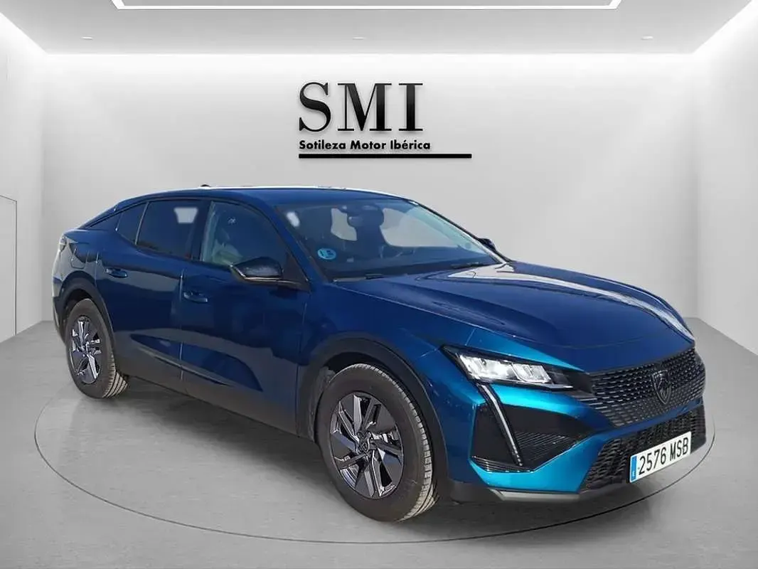 Usado Peugeot 408 Allure 136 CV (100 kW) 2024 Azul SUV