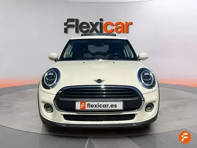 Usado Mini ONE 102 CV (75 kW) 2019 Beige Utilitario