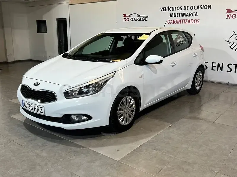 Usado Kia Ceed 100 CV (73 kW) 2013 Blanco Utilitario