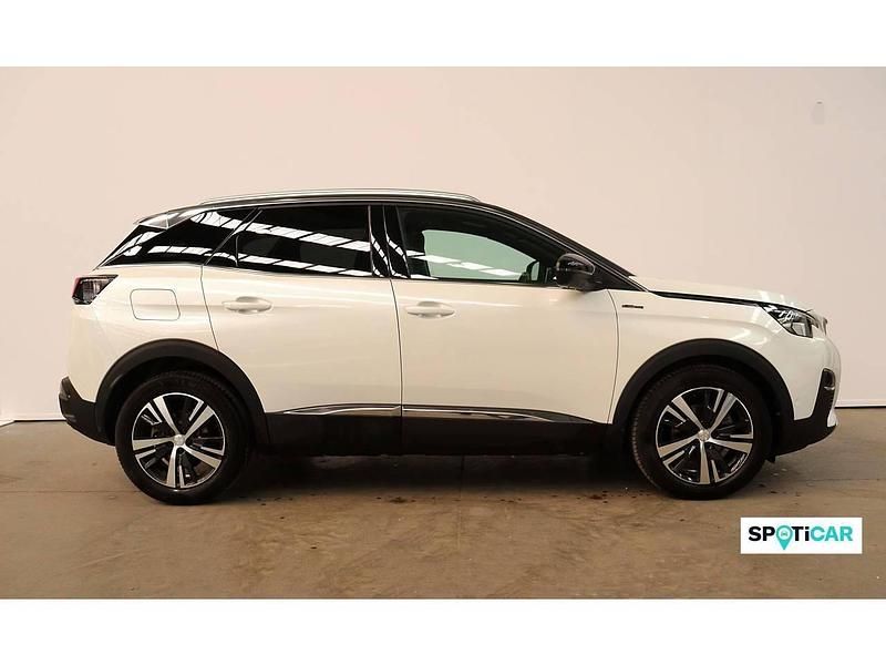 Usado Peugeot 3008 GT 130 CV (95 kW) 2020 Blanco SUV
