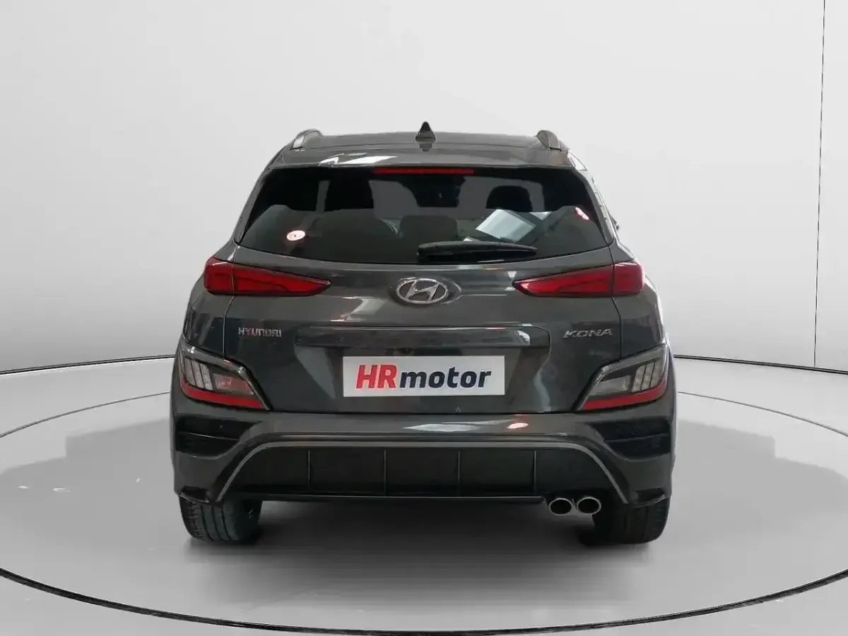 Używany Hyundai Kona N Line 120 KM (88 kW) 2023 Szary SUV