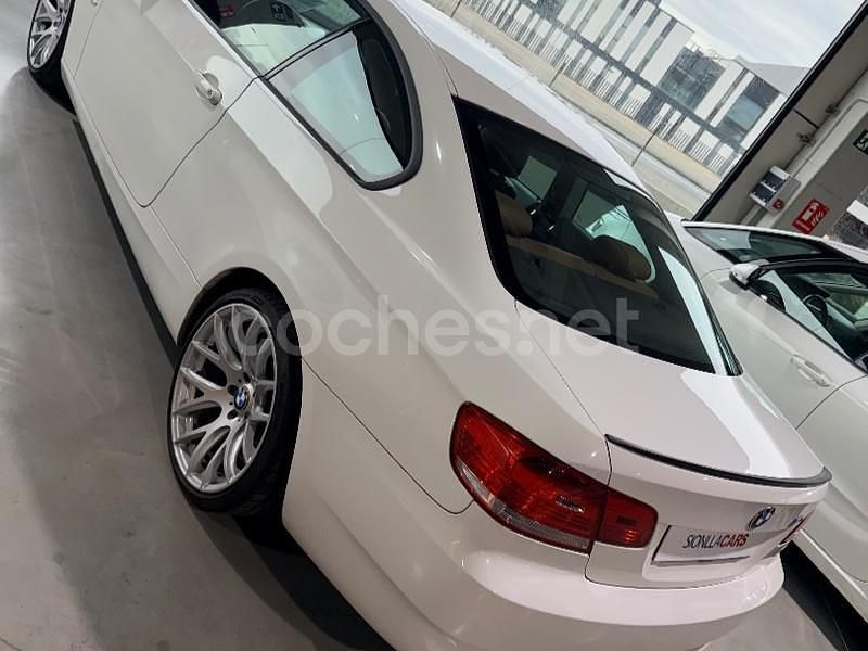 Usado BMW 320 177 CV (130 kW) 2009 Blanco Coupe