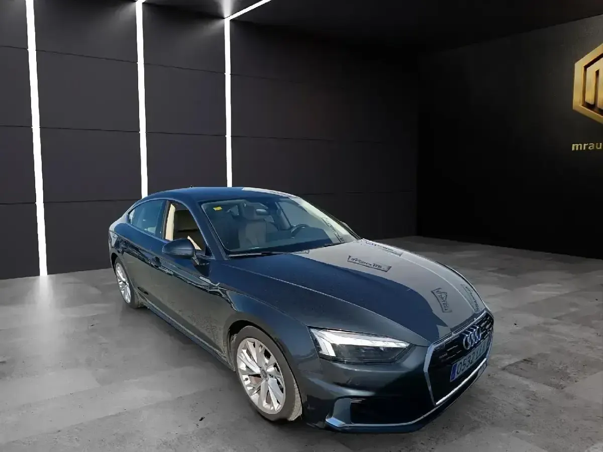 Usado Audi A5 Sportback Advanced Plus 265 CV (194 kW) 2020 Gris Utilitario