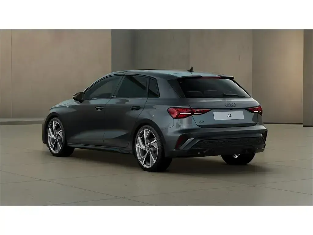 Nuevo Audi A3 150 CV (110 kW) 2026 Gris Berlina