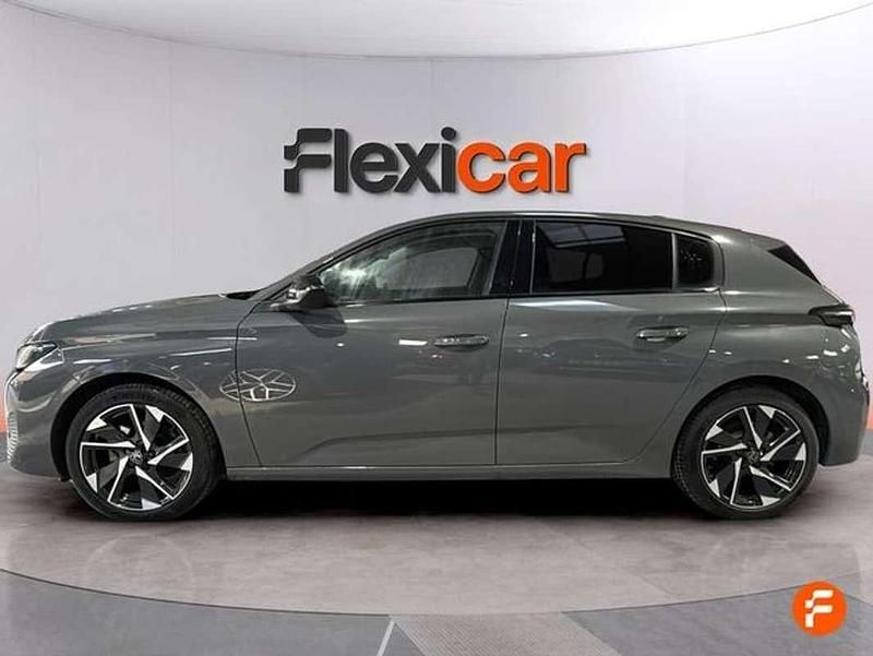 Usado Peugeot 308 Allure 131 CV (96 kW) 2024 Gris Utilitario
