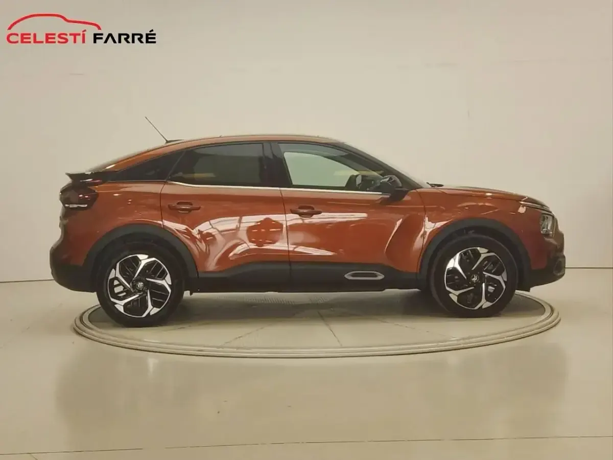 Usado Citroën C4 PureTech 130 CV (95 kW) 2022 Naranja Berlina