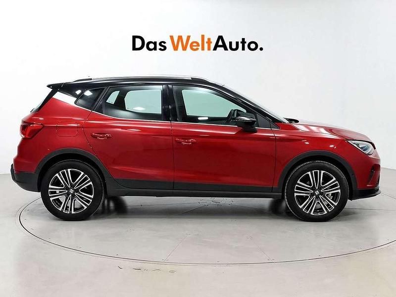 Usado Seat Arona FR 116 CV (85 kW) 2024 Negro SUV
