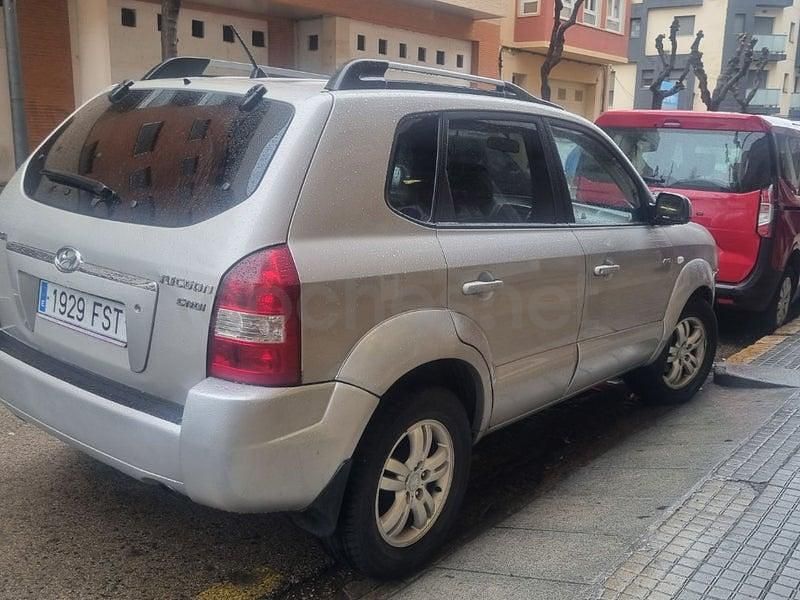 Usado Hyundai Tucson Comfort 140 CV (102 kW) 2007 Gris / plata SUV
