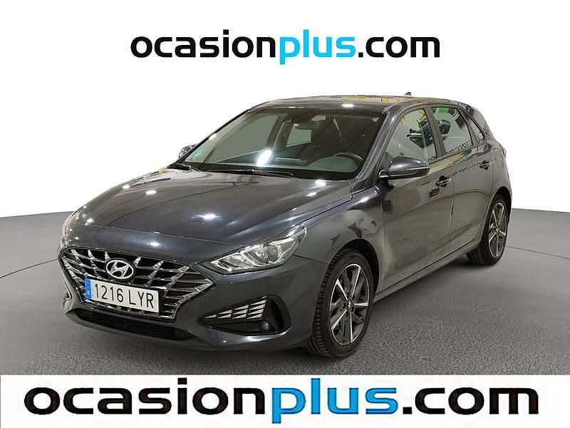 Gris Usado 2022 Hyundai i30 Utilitario | 13.446 € (Precio justo) - Imagen 1/4