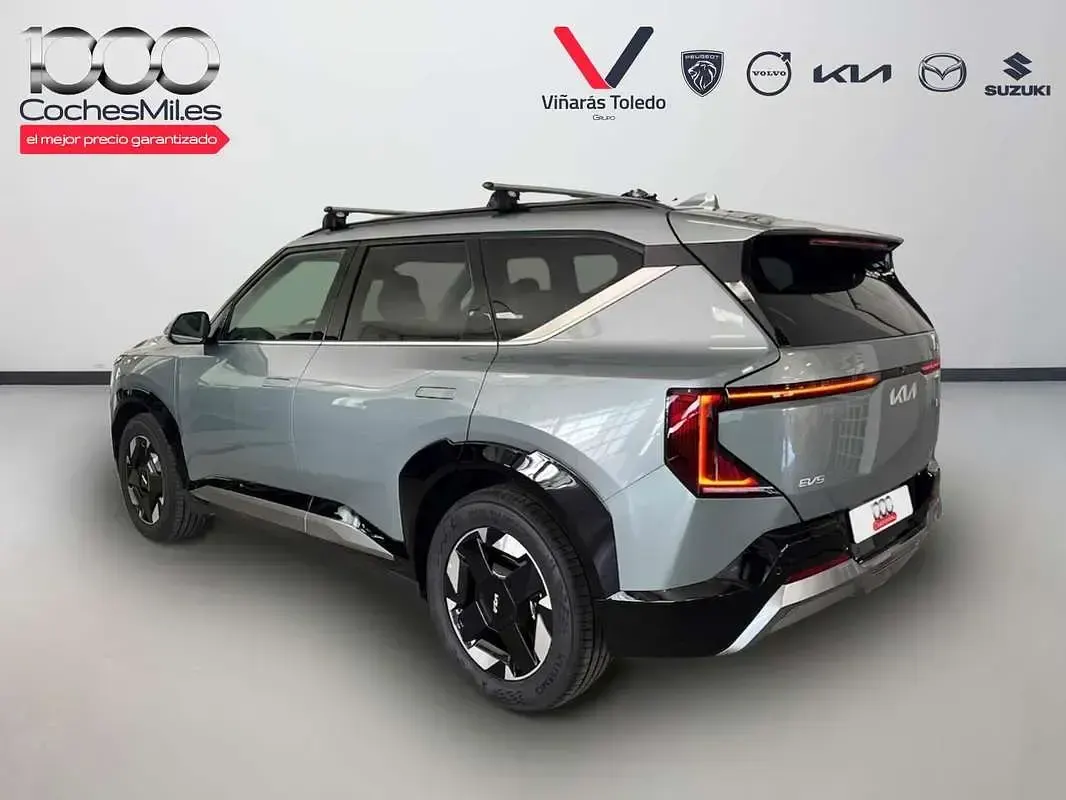 Nuevo Kia EV5 Earth 160 kW (218 CV) 2026 Verde SUV